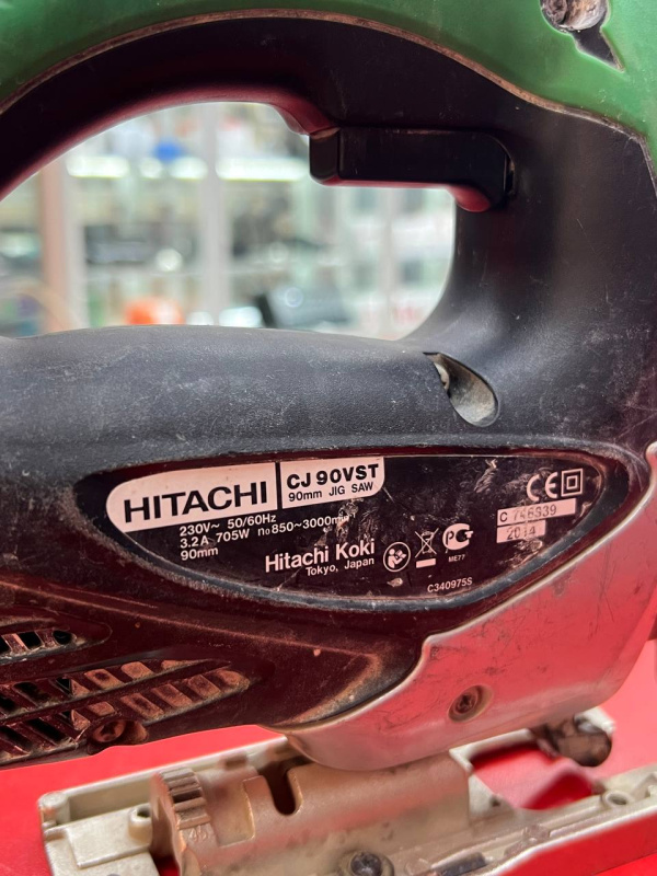 Электролобзик Hitachi 90VST
