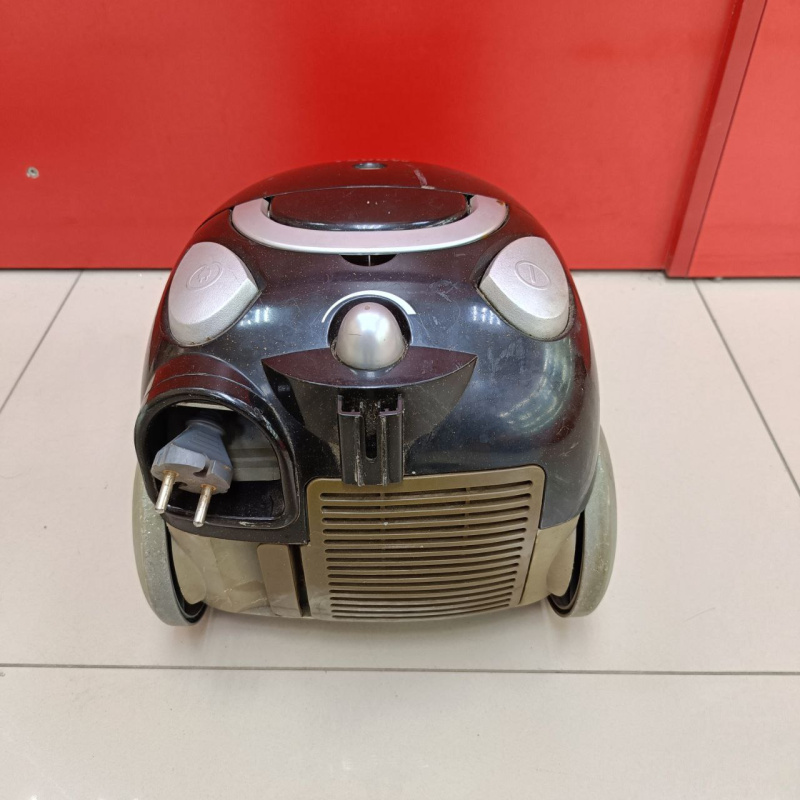 Пылесос Scarlett BC-1081