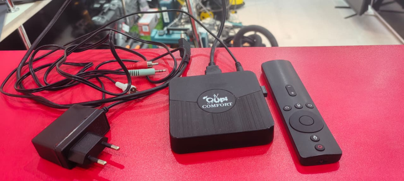 Приставка для ТВ  -