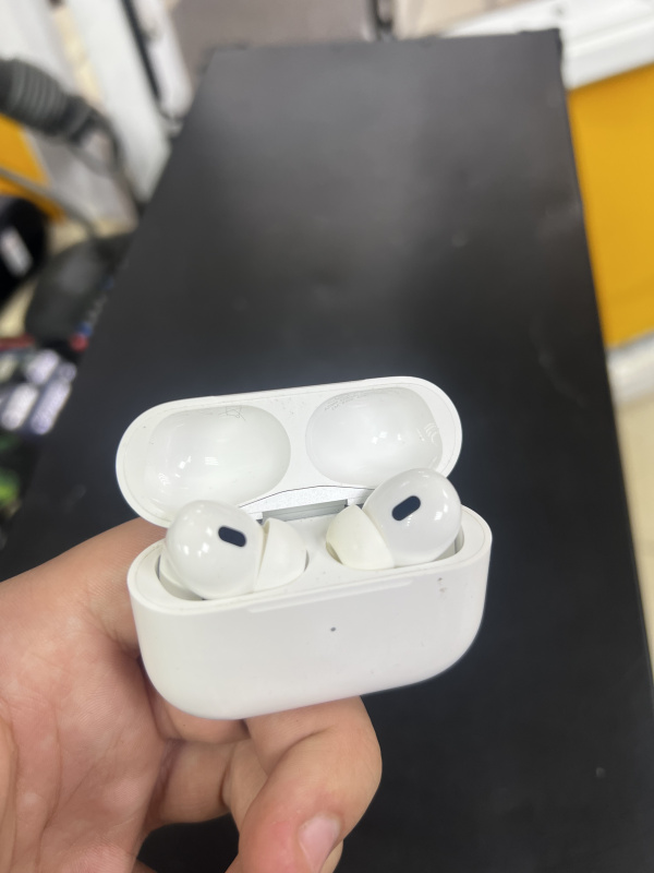 Наушники Apple AirPods Pro 2
