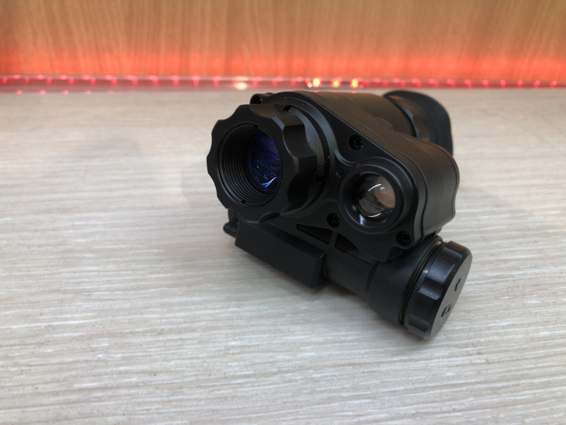 ПРИБОР НОЧНОГО ВИДЕНИЯ  NVG 10