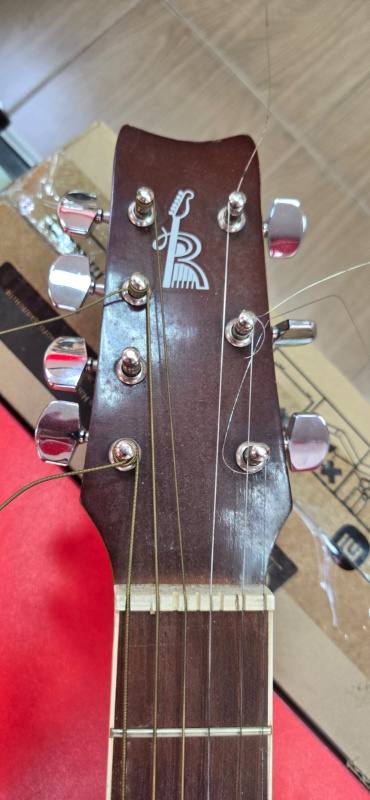 ГИТАРА СТРУННАЯ Renoma --