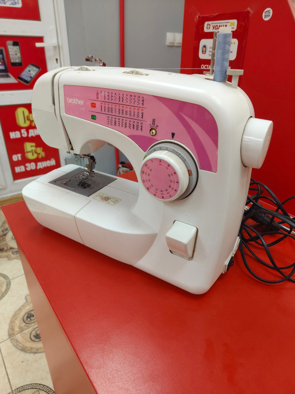 Швейная машина Brother L 40