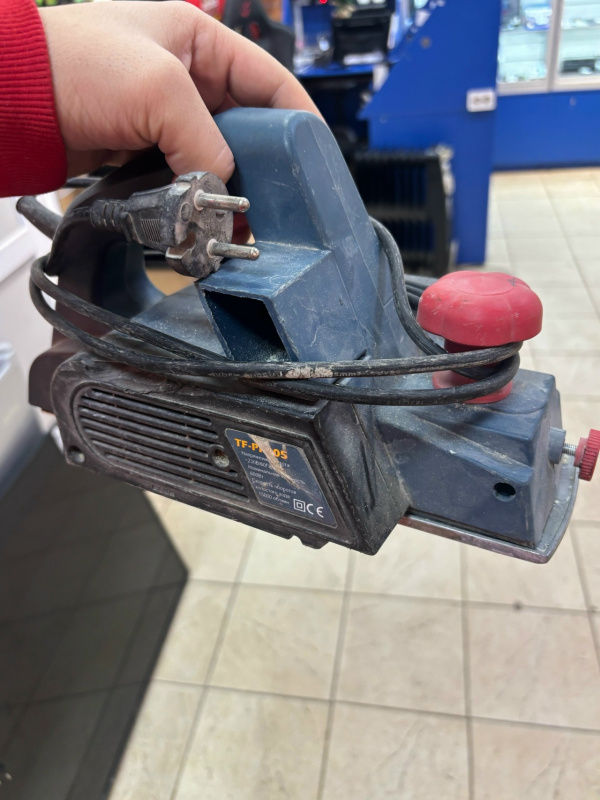 Электрорубанок Startex TF-PP005