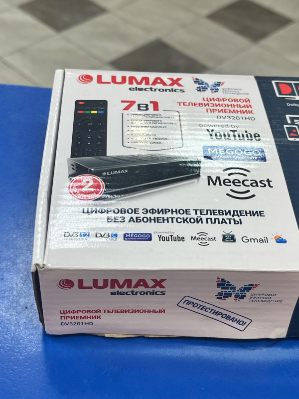 цифровой телевизионный приемник Lumax DV3201HD
