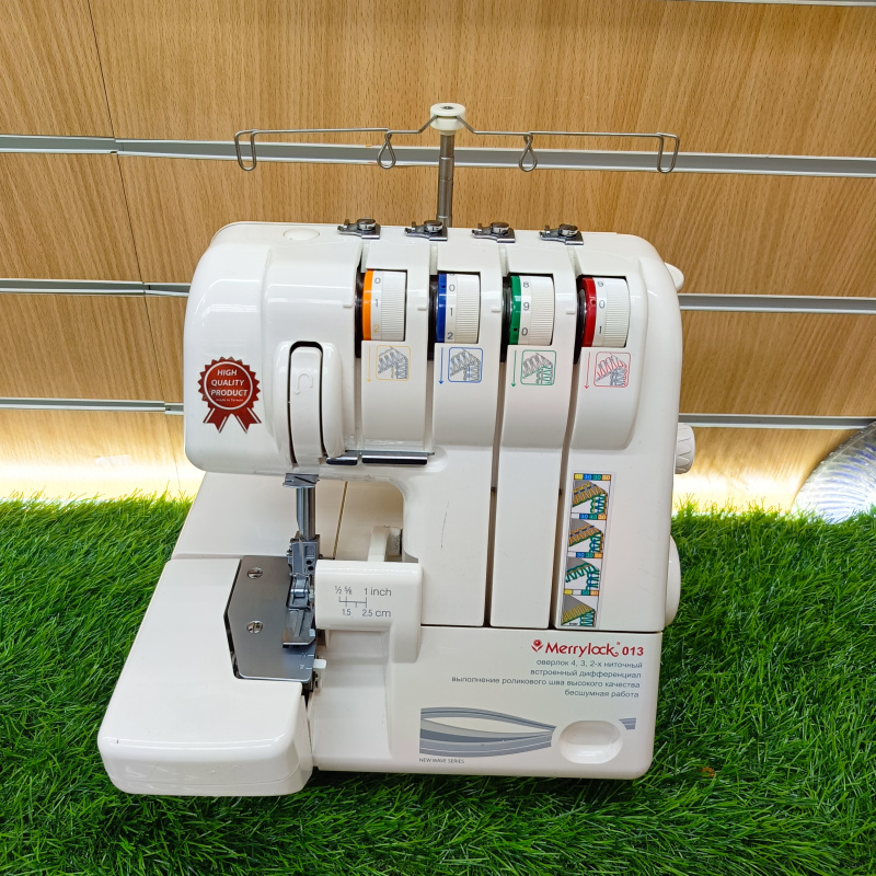 Оверлок Merrylock 013