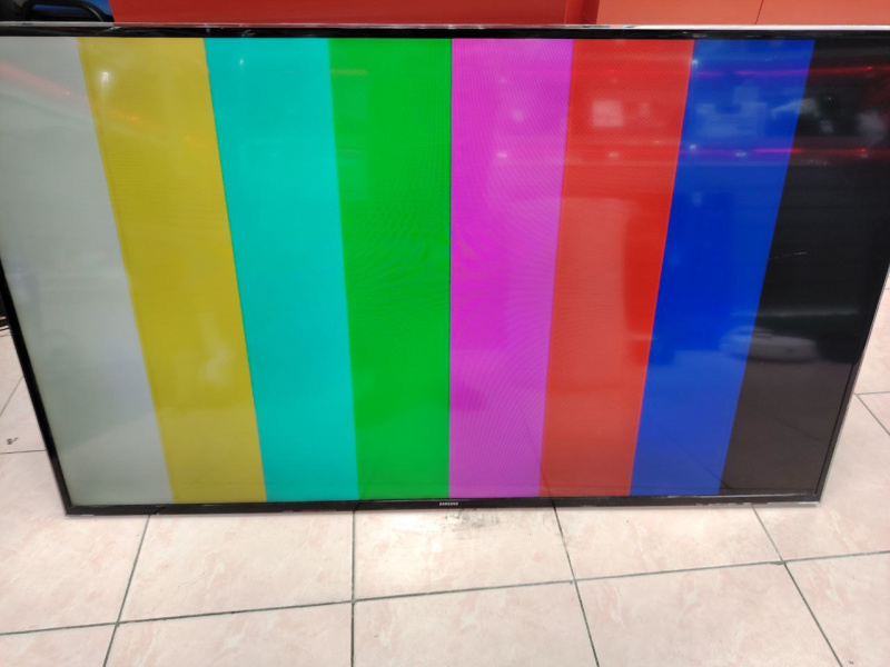 Телевизор Samsung UE55H6400