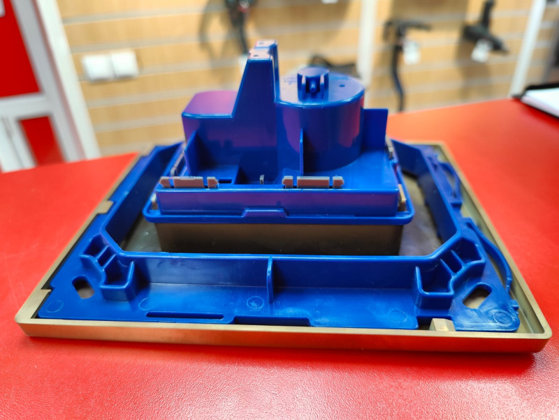 Накладная кнопка смыва Grohe 38732GNO