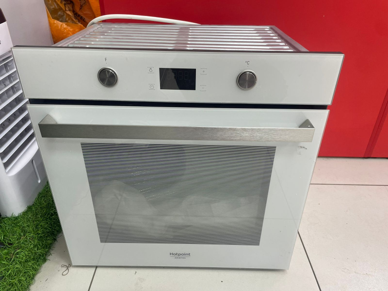 Духовой шкаф Hotpoint-Ariston FA 5 841 jh