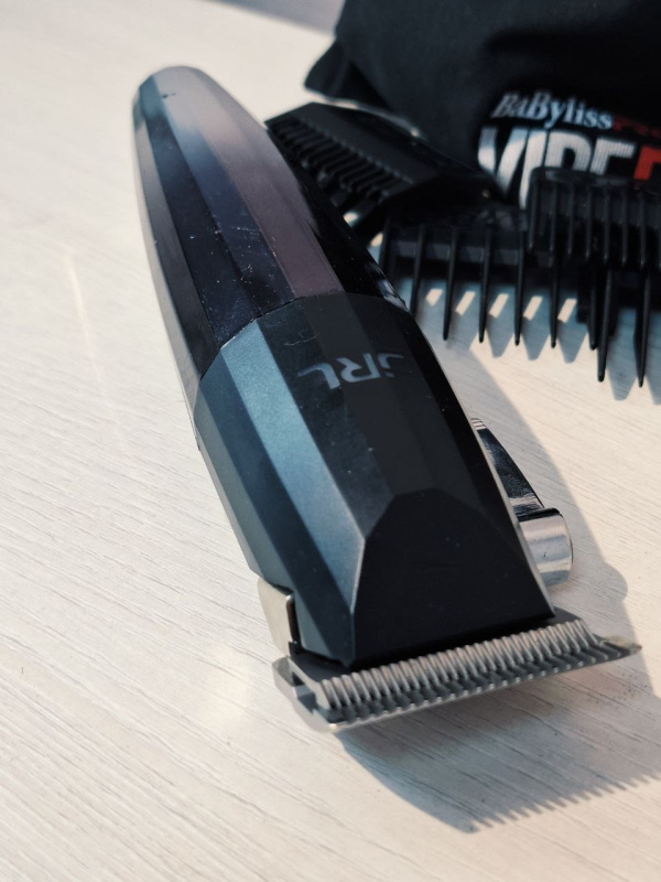 Машинка для стрижки JRL  2020C