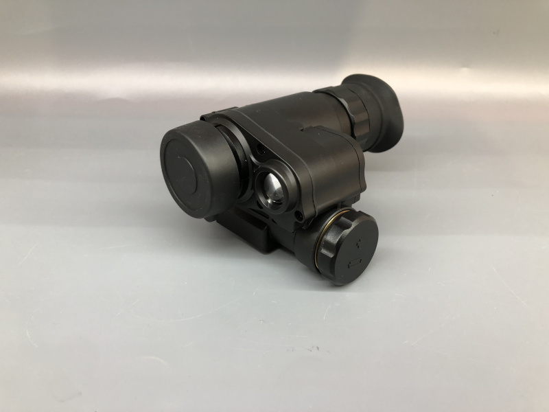 ПРИБОР НОЧНОГО ВИДЕНИЯ  NVG 10