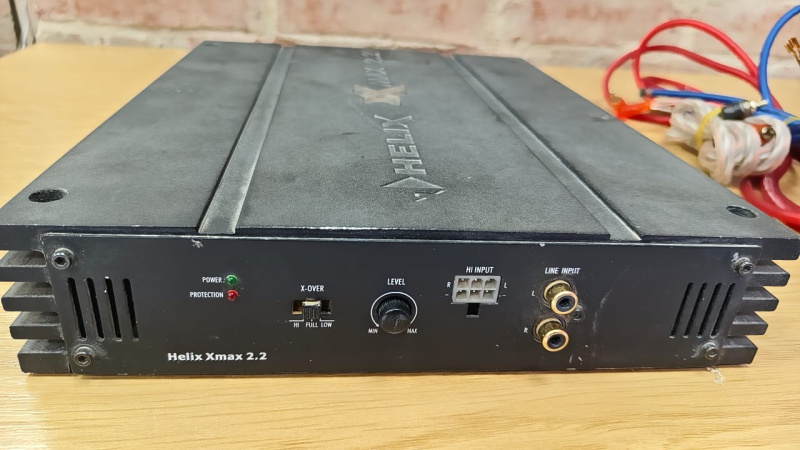 Авто усилитель Helix XMAX 2.2