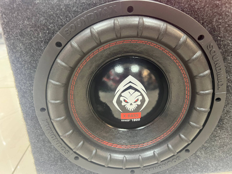Авто сабвуфер  X-BASS