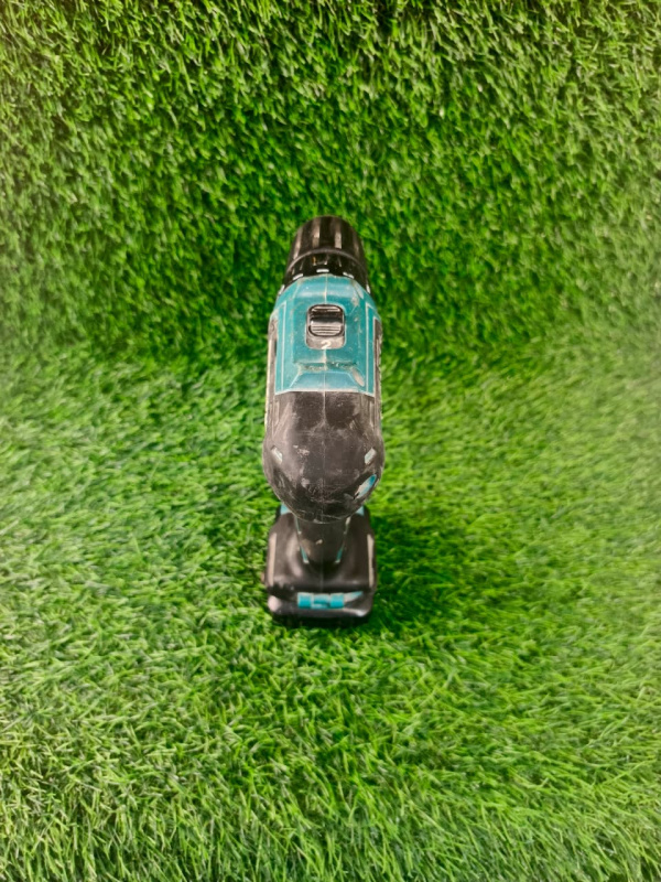 Шуруповерт Makita DF333D