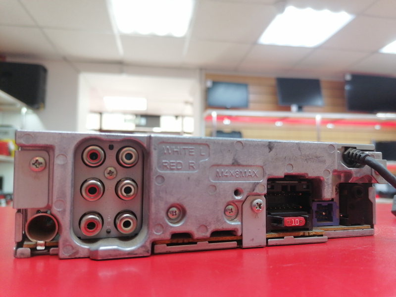 Автомагнитола Pioneer DEH-P5050UB