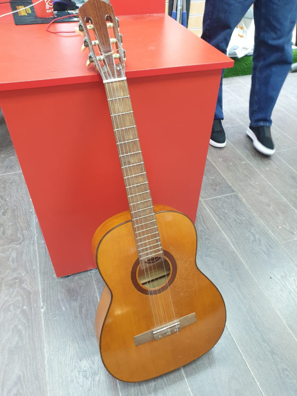 Cremona made in Chehoslovakia  .