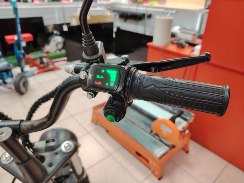 Самокат Monster 2