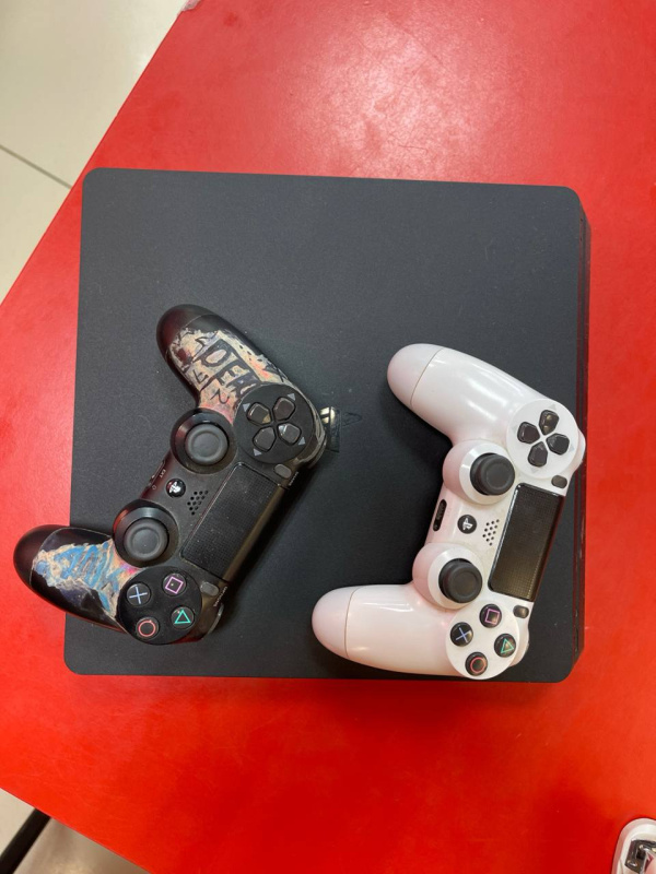 Игровая приставка Sony PlayStation 4 slim