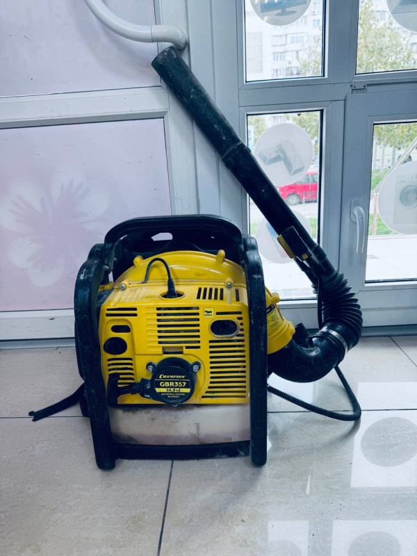 Воздуходувка Champion GBR357