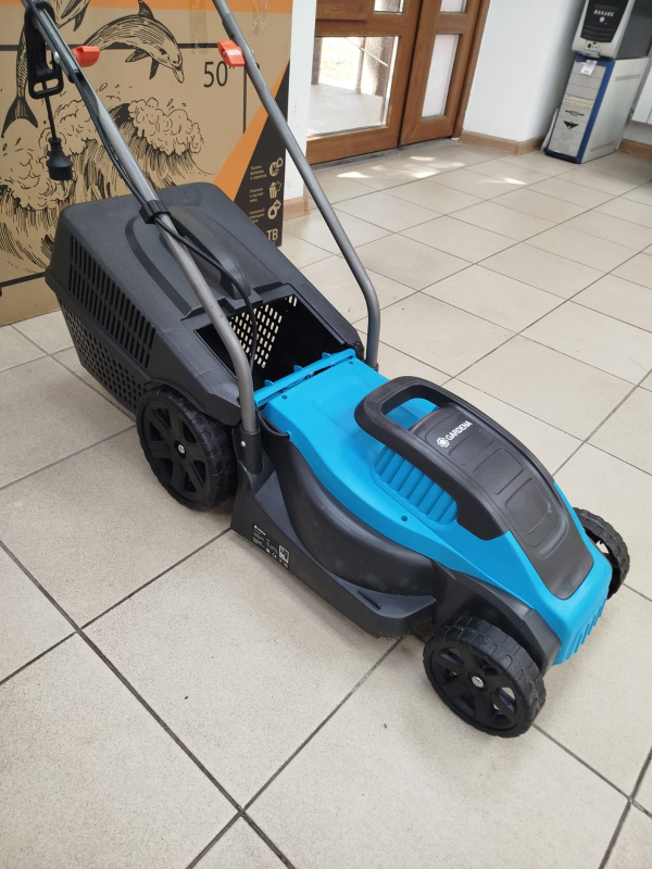 Электротриммер Gardena powermax 1100/32