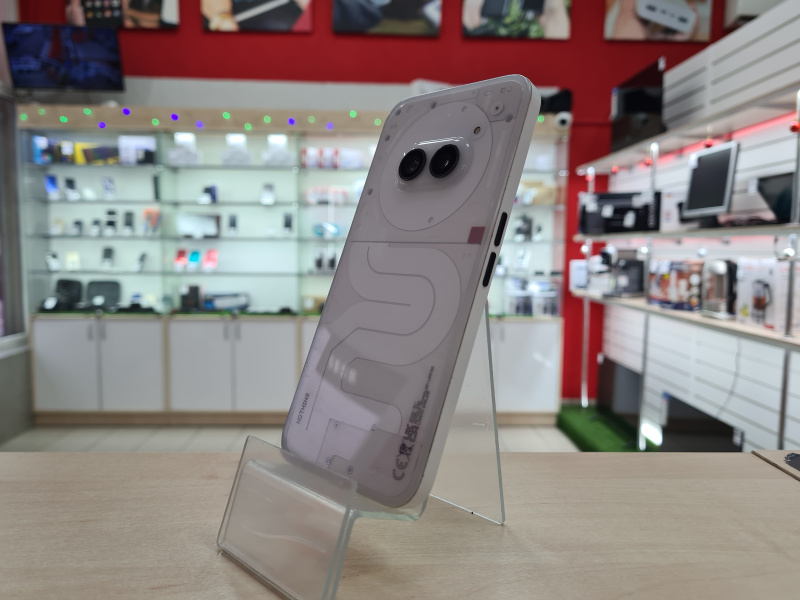 Мобильный телефон Nothing Phone (2a)