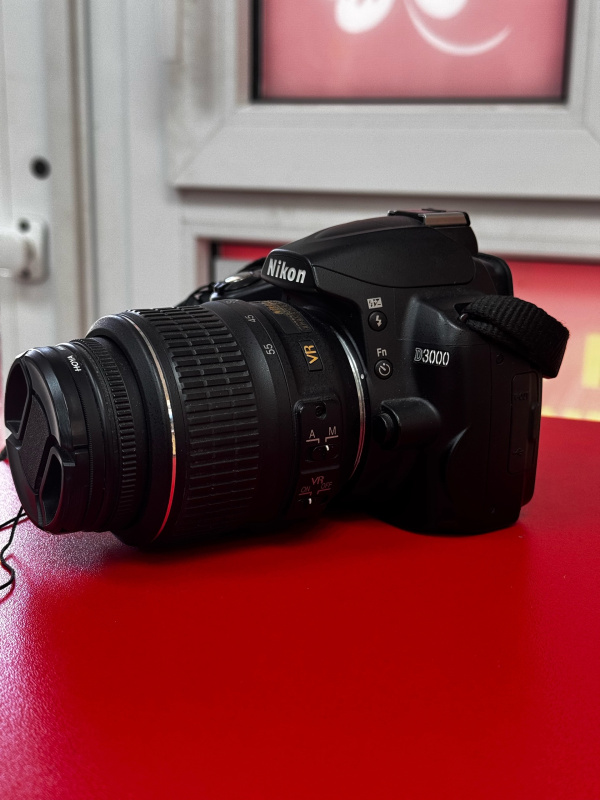 Фотоаппарат Nikon D3000