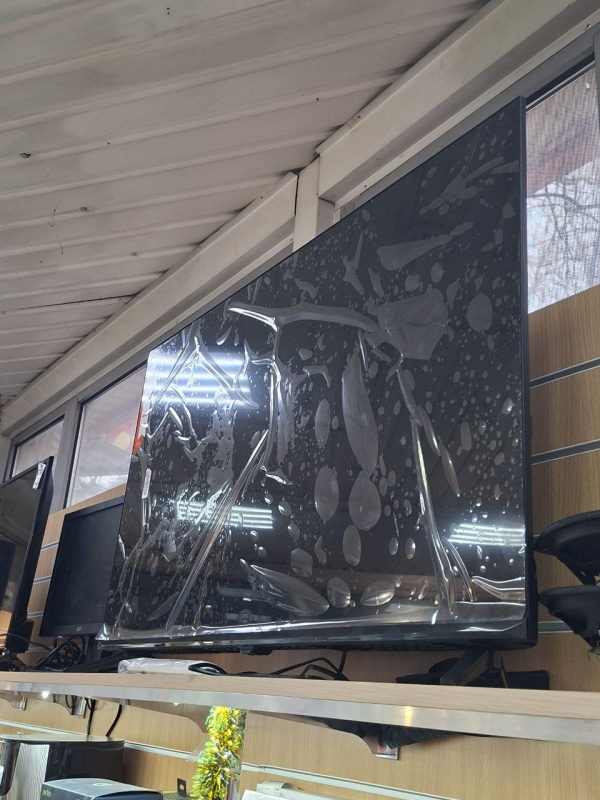 Телевизор DEXP U50F7000E