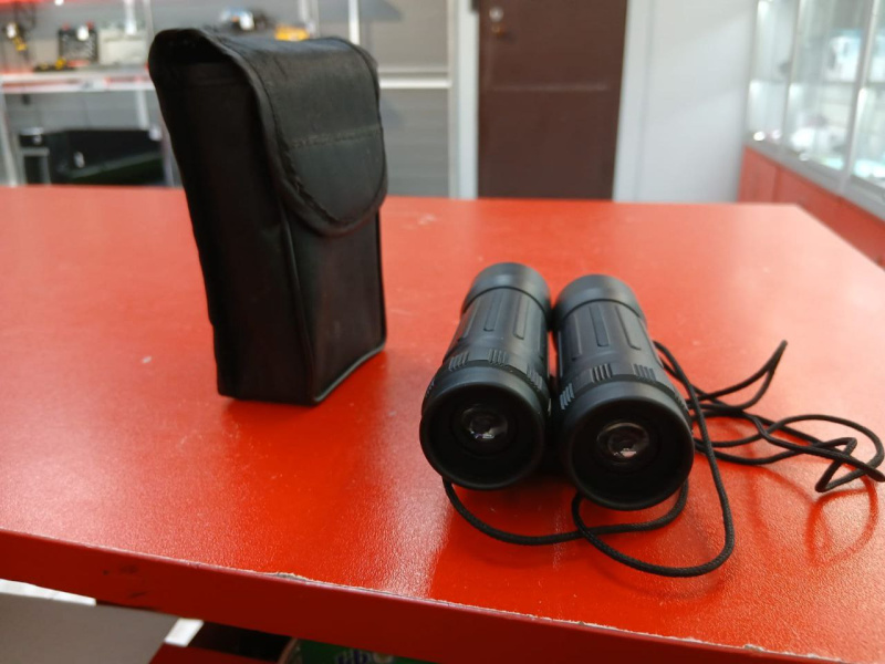 Бинокль Bresser 10x25