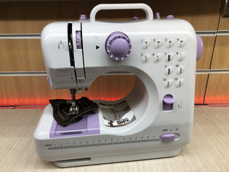 Швейная машина  UFR-505