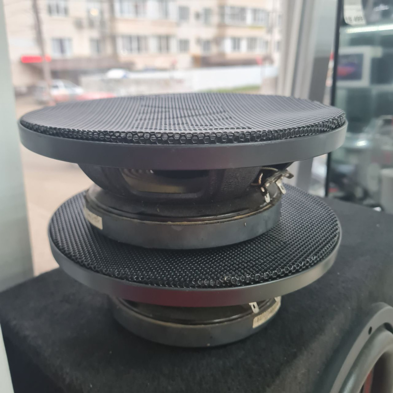 Авто сабвуфер Pride diamond d8