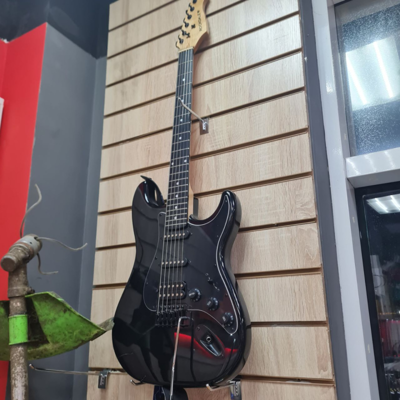 Электрогитара Другой Rocdale