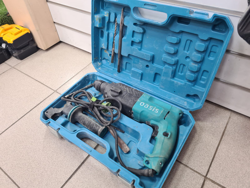 Перфоратор Oasis PR-80