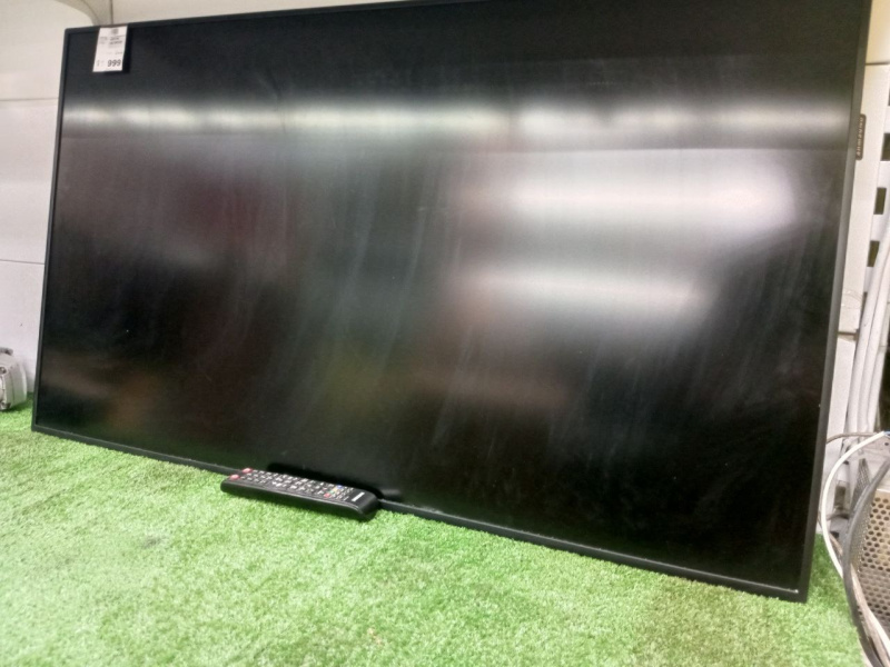 led панель Samsung S32DM801UI