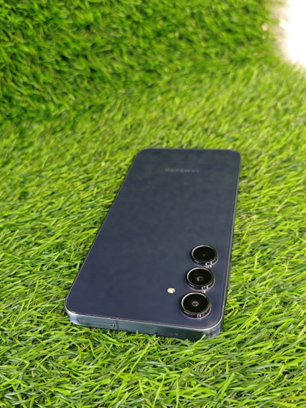 Мобильный телефон Samsung Galaxy A55 5G