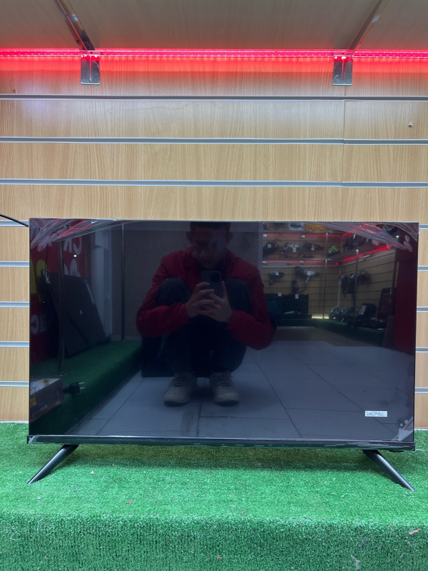 Телевизор  YNDX - 00072/50