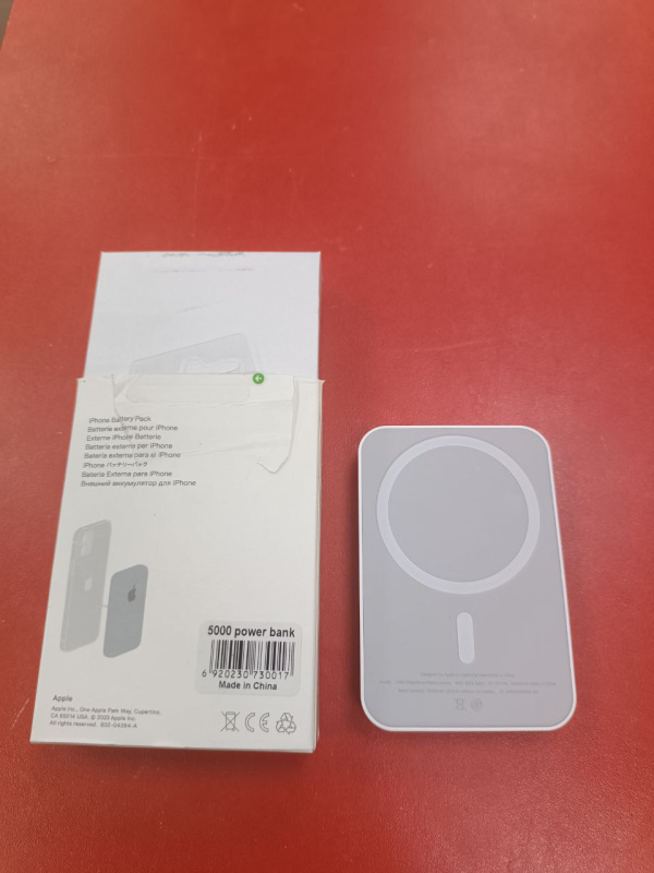 Внешний аккумулятор power bank Apple magsafe 2384