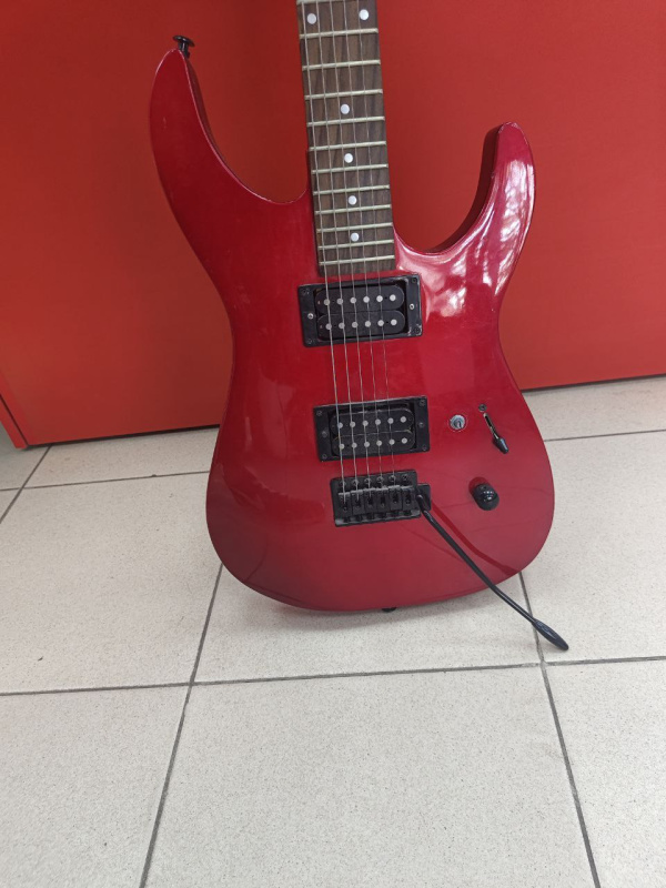 Электрогитара