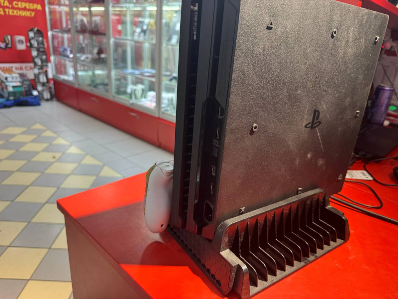 Игровая приставка Sony Playstation 4 Pro 1 TB