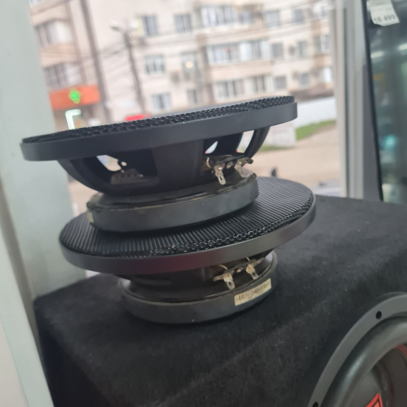 Авто сабвуфер Pride diamond d8