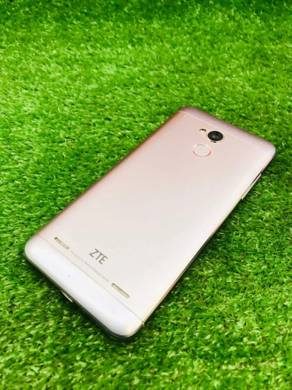 zte blade vo720