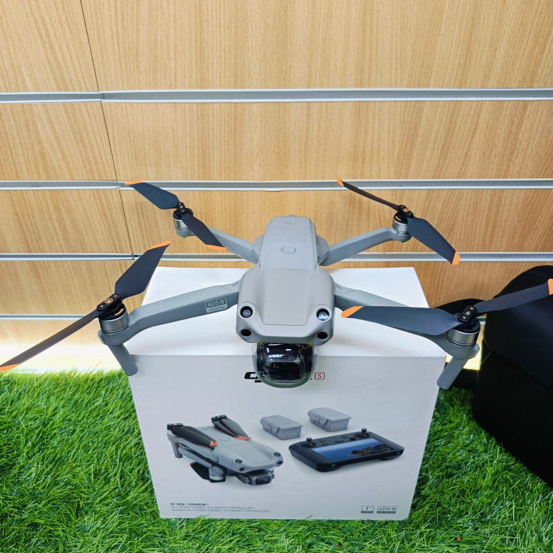 Квадрокоптер DJI Air 2S Fly More Combo