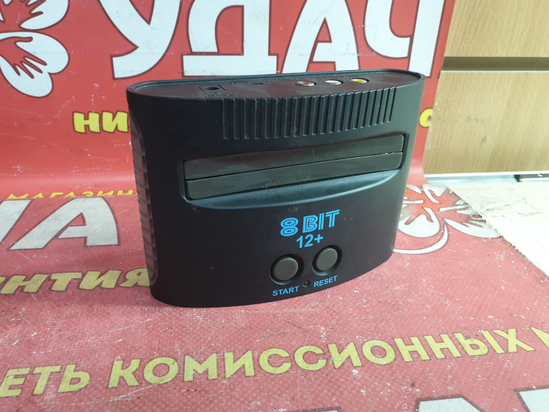 Sega genesis cdx. Сега маленькая. Сега маленькая. Sega saturn x32. Приставка 16-bit super drive.