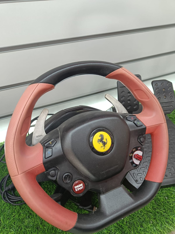 Руль и педали Thrustmaster Ferrari 458 S