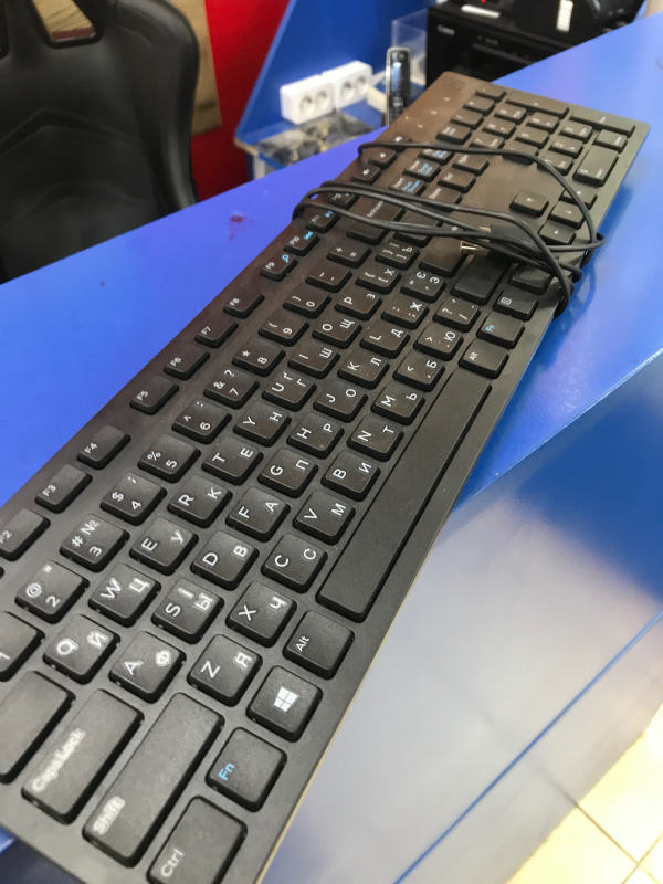 Клавиатура Dell KB8116