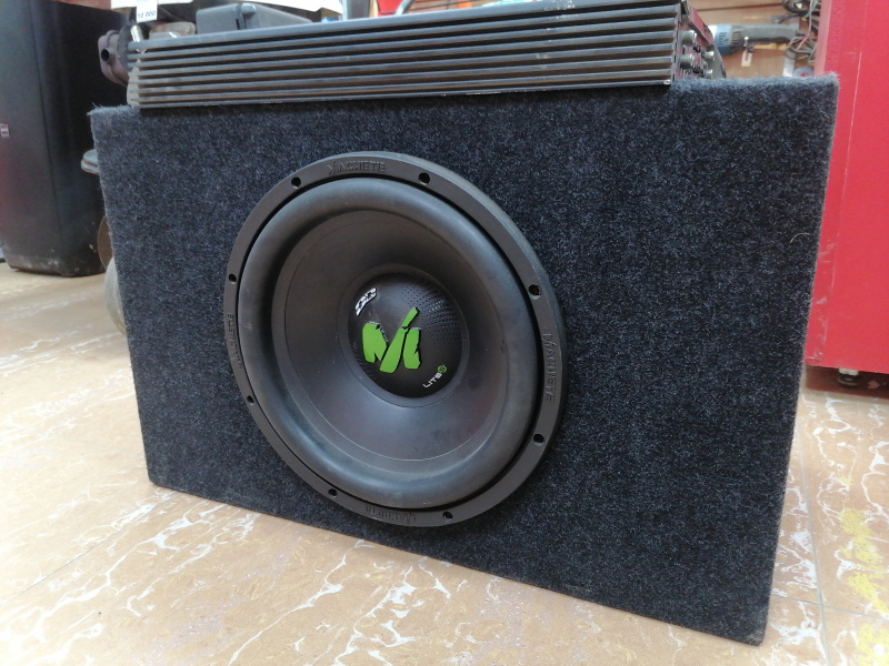 Авто сабвуфер Machete 12