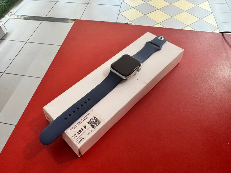Часы смарт Apple SE 44 2024  CV7QQVDXR5
