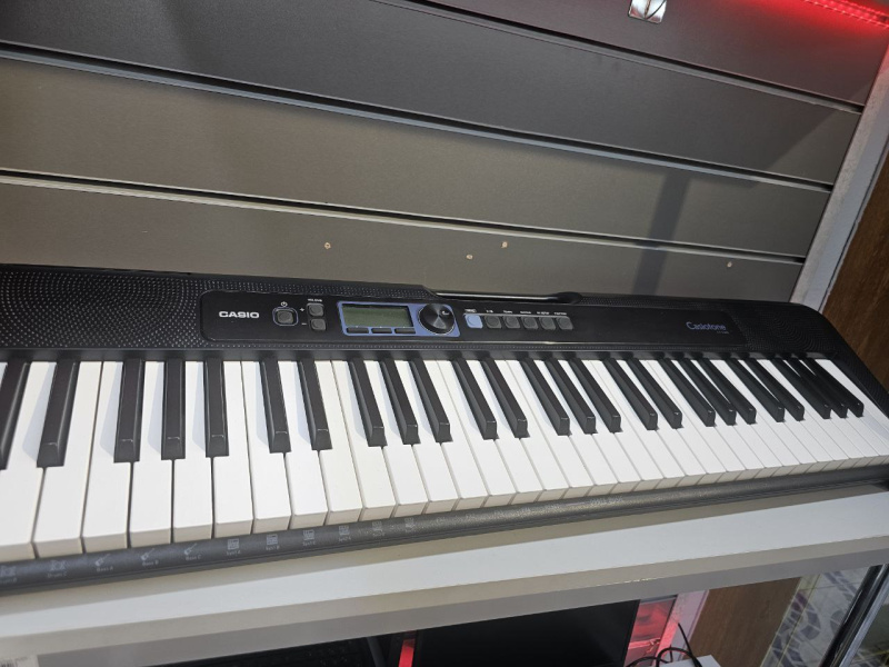 Синтезатор Casio CT-S300