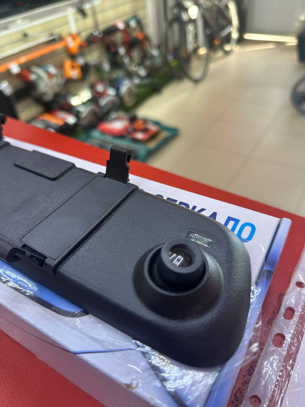 Видеорегистратор Leomax B-8