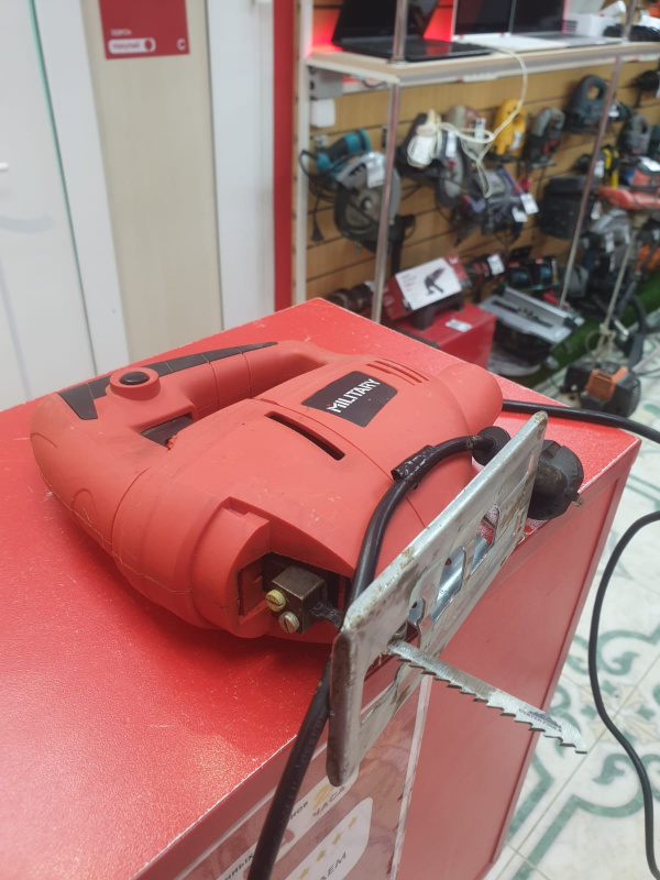 Электролобзик Military JS500