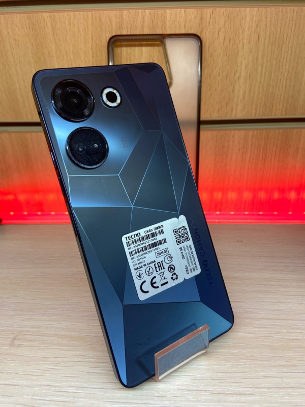 Купить Мобильный телефон Tecno Camon 20 (, ) Б/У за 0 руб. — состояние 9/10